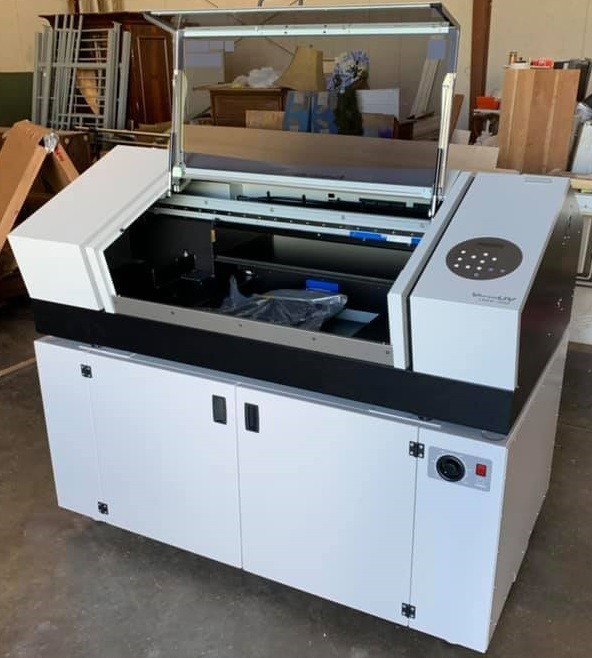 Roland VersaUV LEF2300 Benchtop UV Flatbed Printer 